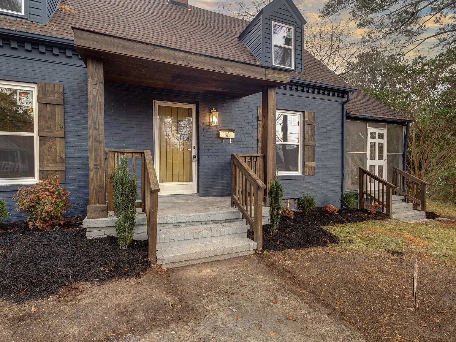 3 bed, 1.5 bath, 1731 sqft, $1,800 — Photo 2