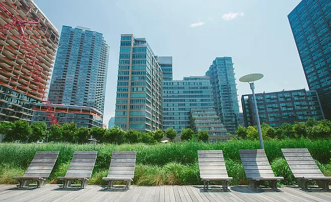 Rented by The Agency | media 31