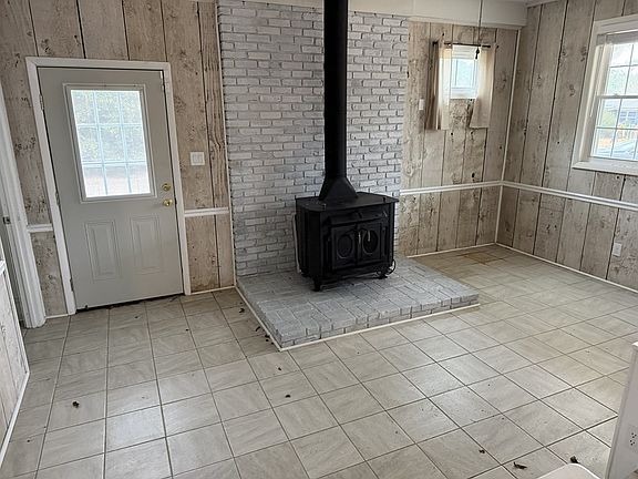 4th image of 85 E Brewton St