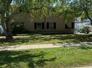 47 Park Lane Ct, Buffalo, NY 14221