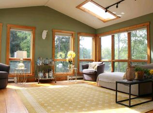 18 Meadow Rd, Hopewell Junction, NY 12533