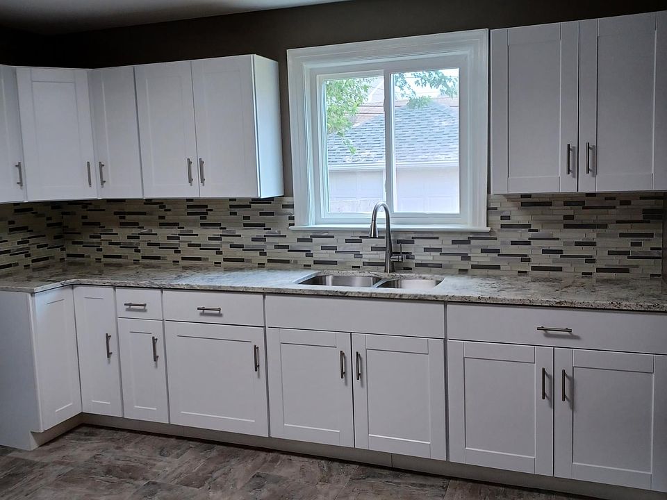 1st image of 78 Kirkwood Dr