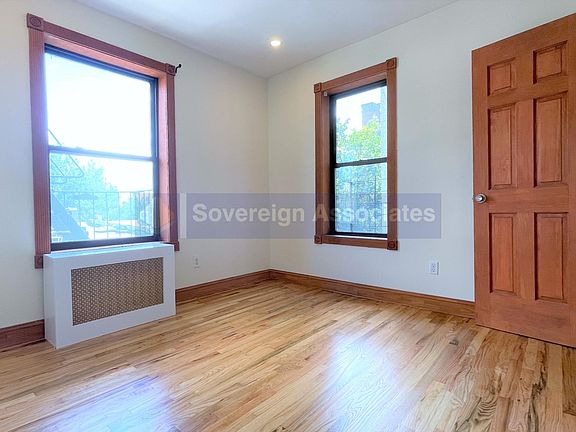 4th image of 295 Convent Ave #36