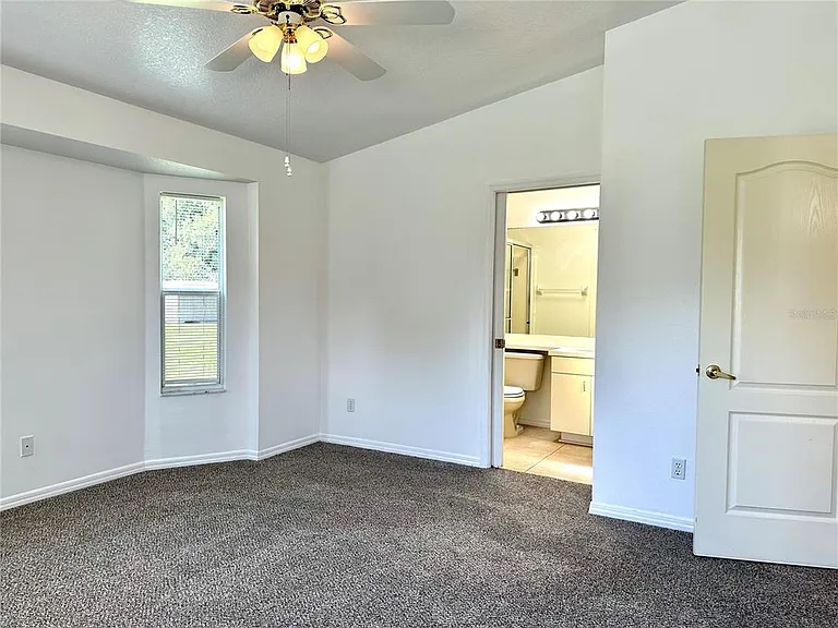 4416 Redcoat Dr — Photo 16