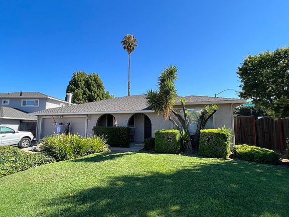 2nd image of 6407 San Ignacio Ave