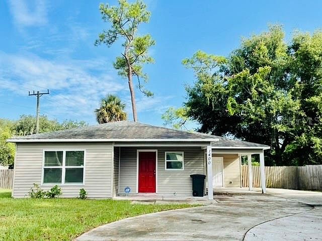1st image of 1400 Forest Dr