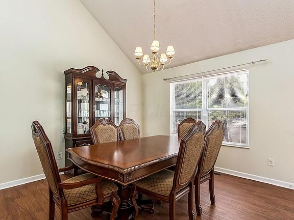 3rd image of 316 Westerkirk Dr