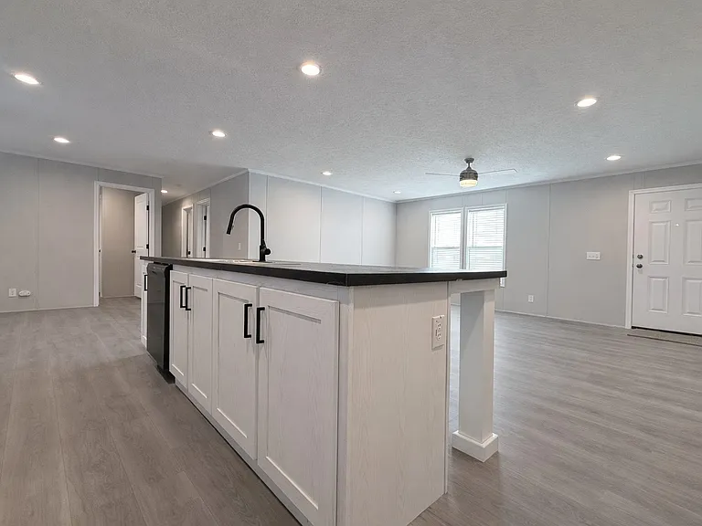29800 Guilford Cir #240 — Photo 6