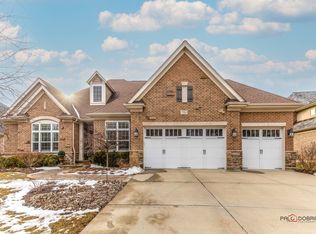7311 Greenbridge Ln, Long Grove, IL 60060