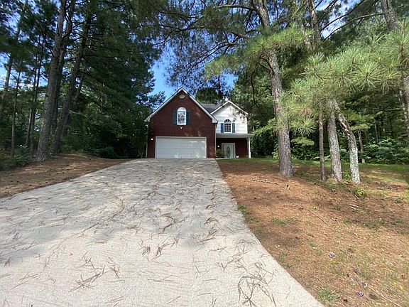3rd image of 3953 Laurel Bend Dr