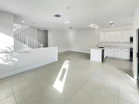 5th image of 4236 NW 82nd Ave #0