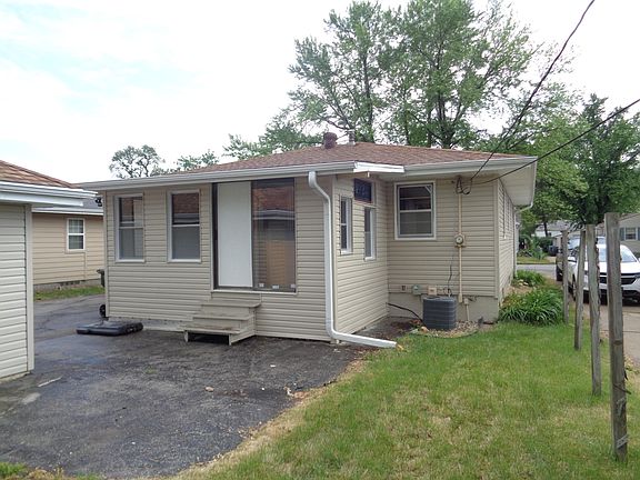 5th image of 3132 Avenue G
