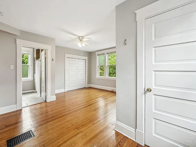 2964 Deckebach Ave — Photo 15