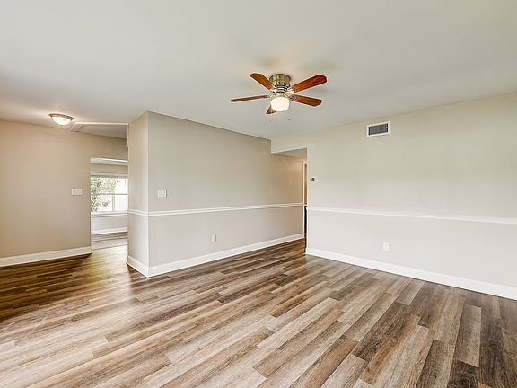 5th image of 2914 W Idlewild Ave