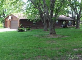 47781 255th St, Garretson, SD 57030