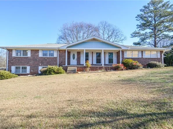5547 Prince Phillip Way, Stone Mountain, GA 30087