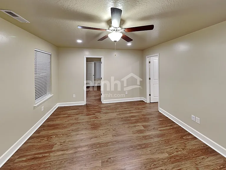 4437 N Morgan Way — Photo 9