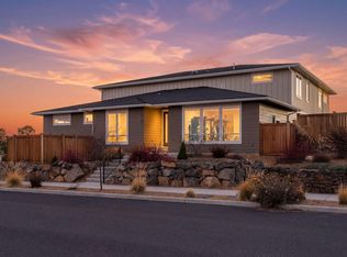 3781 SW 43rd St, Redmond, OR 97756