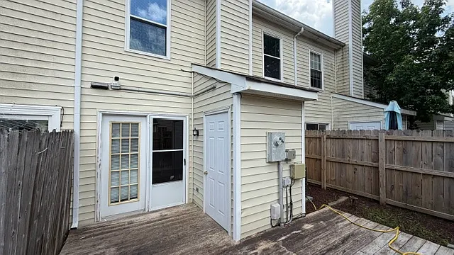 4704 Padma Ct — Photo 33