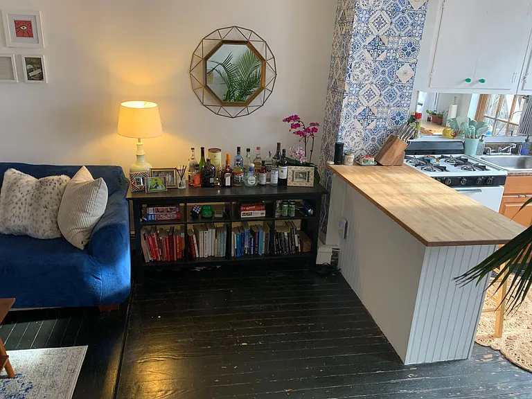 This is a photo from a previous renter