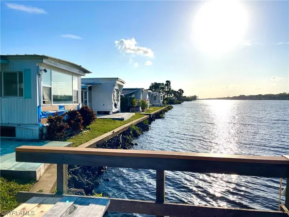 2012 S Olga Dr Trailer 25, Fort Myers, FL 33905