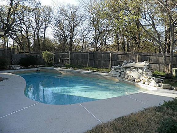 5th image of 3805 Mulberry Ln