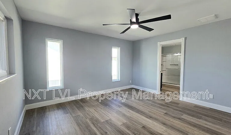 5316 SW 8th Ct — Photo 12