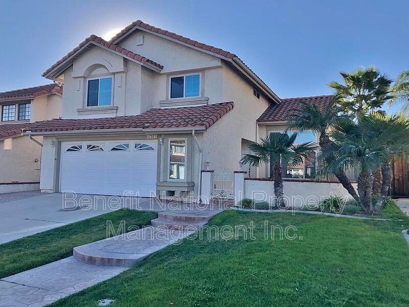 1st image of 39315 Medina Ct