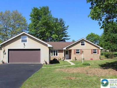 410 S 8th St, Lehighton, PA, 18235