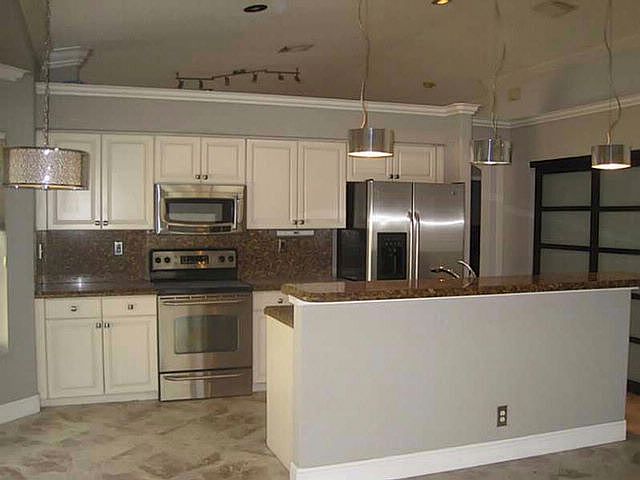 2nd image of 13777 SW 32nd St