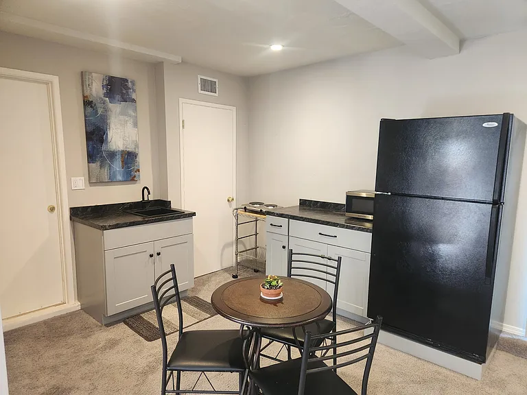 807 Taurus Dr — Photo 9