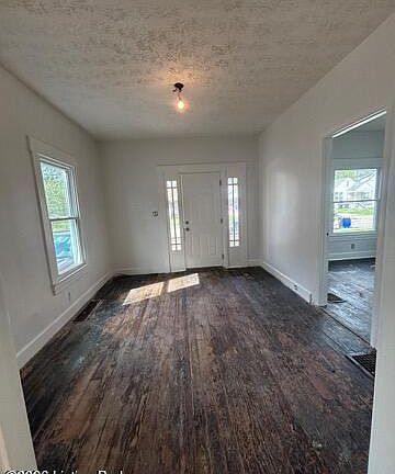 3rd image of 1224 Bicknell Ave