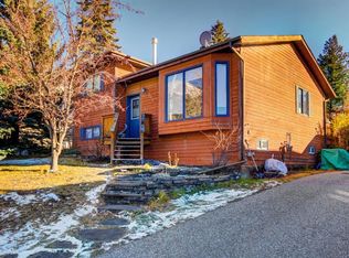 303 W Pioneer Rd, Canmore, AB T1W1E8