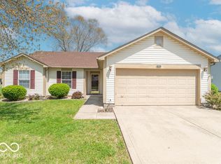 105 Fountain Dr, Mooresville, IN