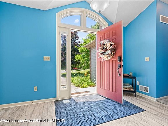 3rd image of 2470 Walenjus Ct