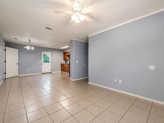 2nd image of 3408 W Olive St