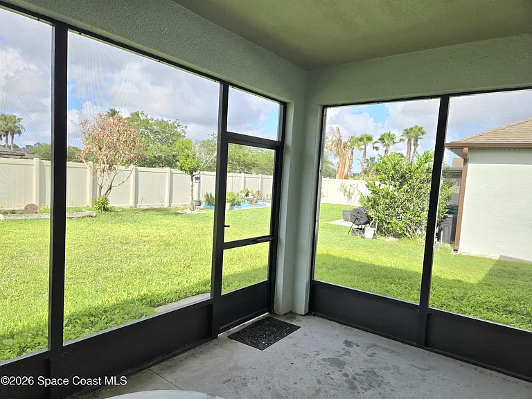 1723 Musgrass Cir — Photo 24