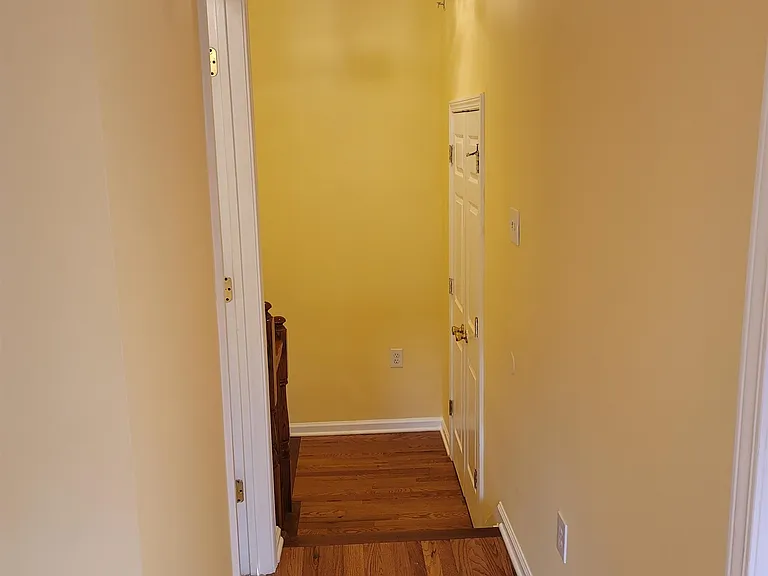8 McMartin Ct — Photo 9