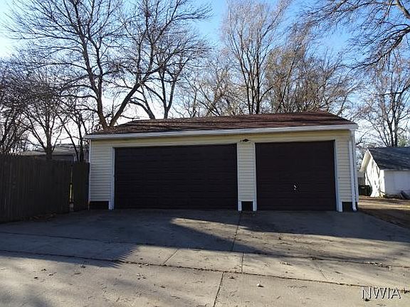 2nd image of 3023 Marshall Ave