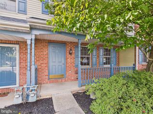 730 Robin Hill Cir, York, PA 17404