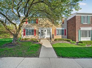 445 Baldwin Ave, Rochester, MI 48307