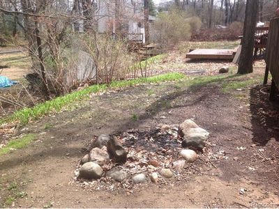 220 Woodbine Dr, Milford, MI, 48380