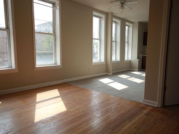 2nd image of 1208 N Campbell Ave #2
