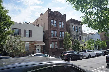414 18th Street  image 1 of 33