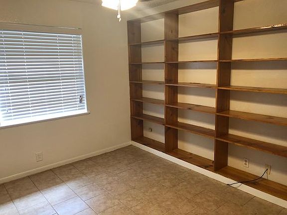 4th image of 1608 Edna Ave