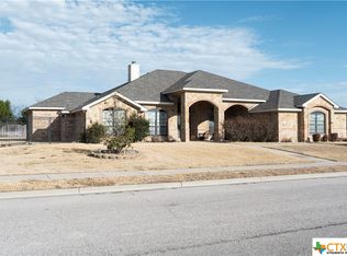 1215 Hummingbird Rd, Killeen, TX 76542