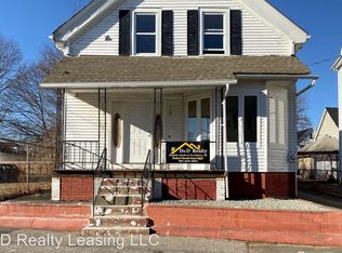 185 Montgomery Ave, Providence, RI 02905