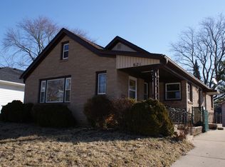 621 Oregon St, Racine, WI 53405