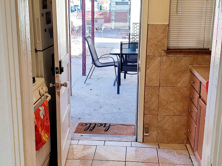 3258 N Saint Paul St — Photo 11