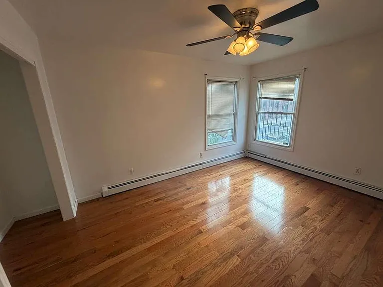 703 Garfield Ave — Photo 7